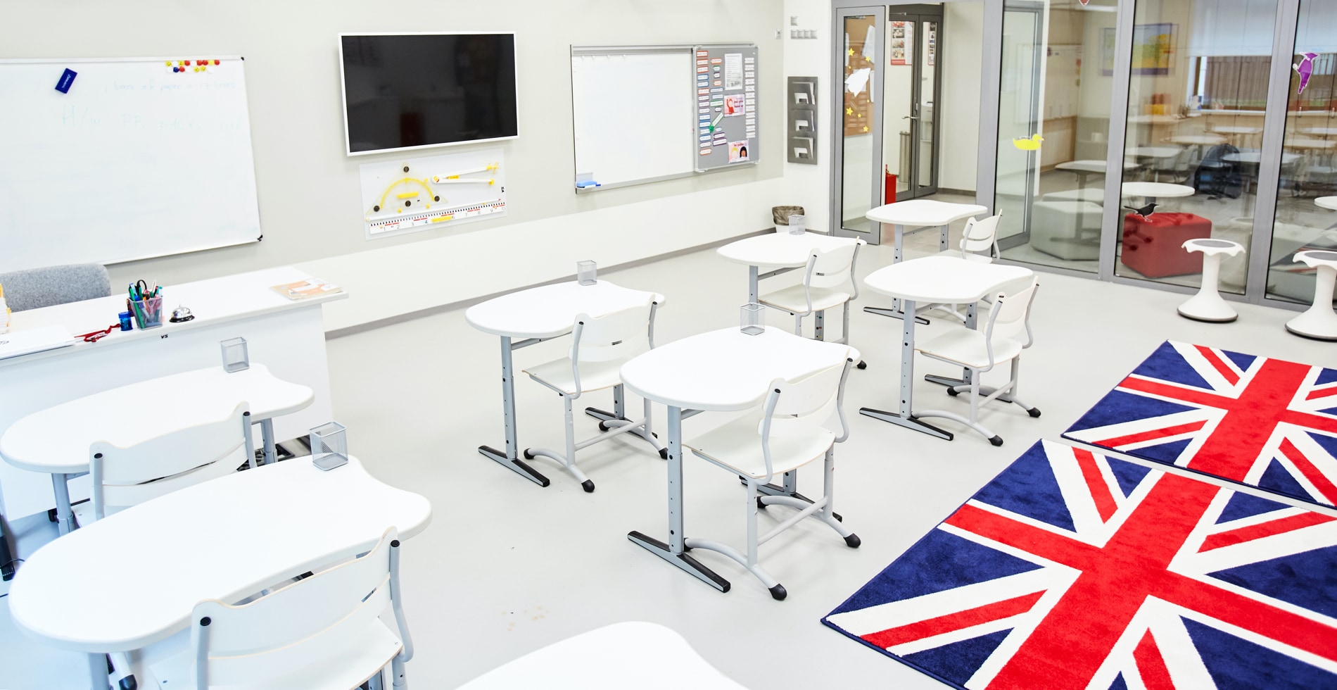 Школьный класс в Английской частной школе Aspect